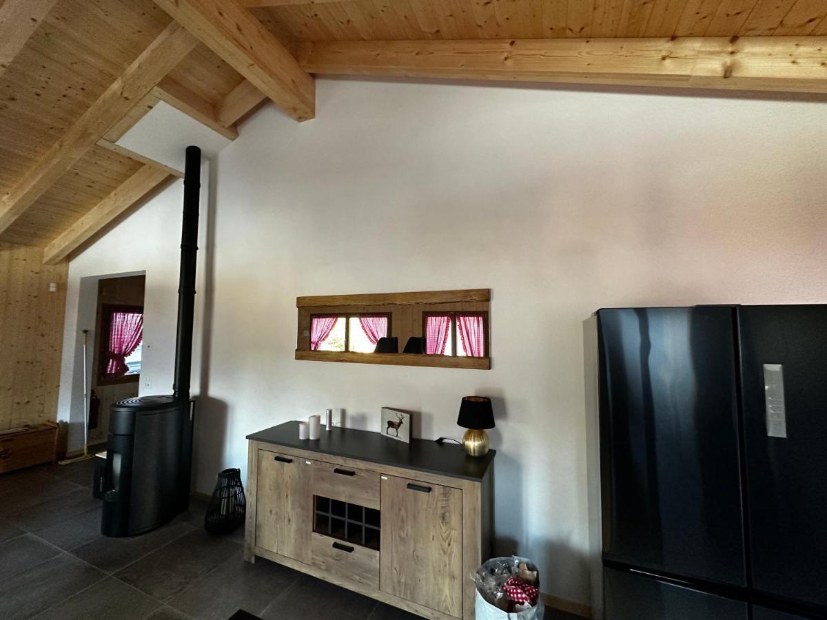 Chambres D'Hotes Les Louettes A Sapinhaut Canton Du Valais Saxon Bagian luar foto